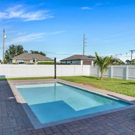 Casa Sevilla, Heated Pool, Sleeps 9, 4B3B Cape Coral Exterior photo