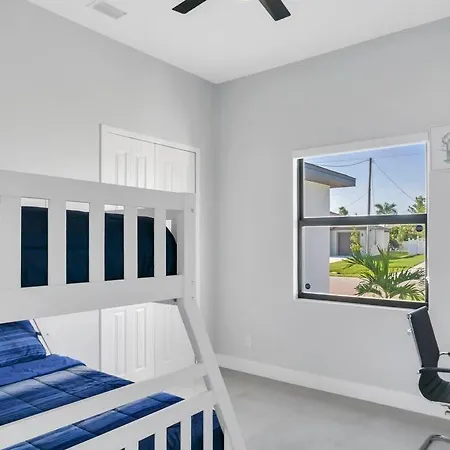 Casa Sevilla, Heated Pool, Sleeps 9, 4B3B Cape Coral Exterior photo